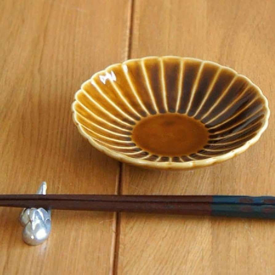 古物）菊花　小皿　5客組　飴釉 Amazon | 美濃焼 菊花小皿 (4枚組) (飴釉(あめゆう)) | 小皿 通販